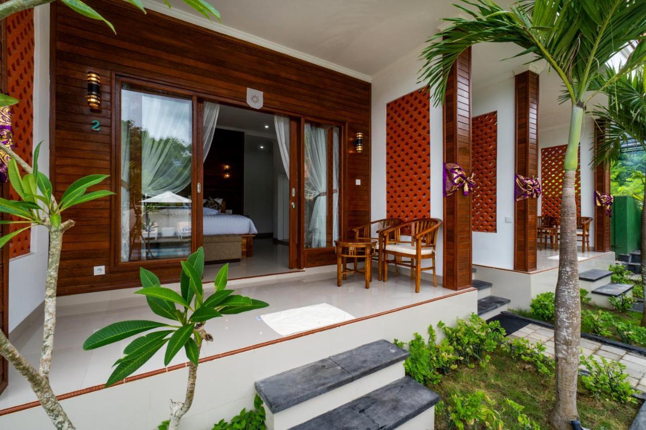 Lembongan Cempaka Villa & Restaurant Exterior photo